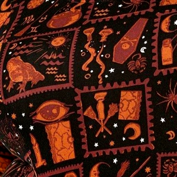 ❤️NWT VINTAGE TORRID DISNEY HOCUS POCUS DRESS SUPER SOFT - ELBOW SLEEVE SIZE 2X - Picture 2 of 12